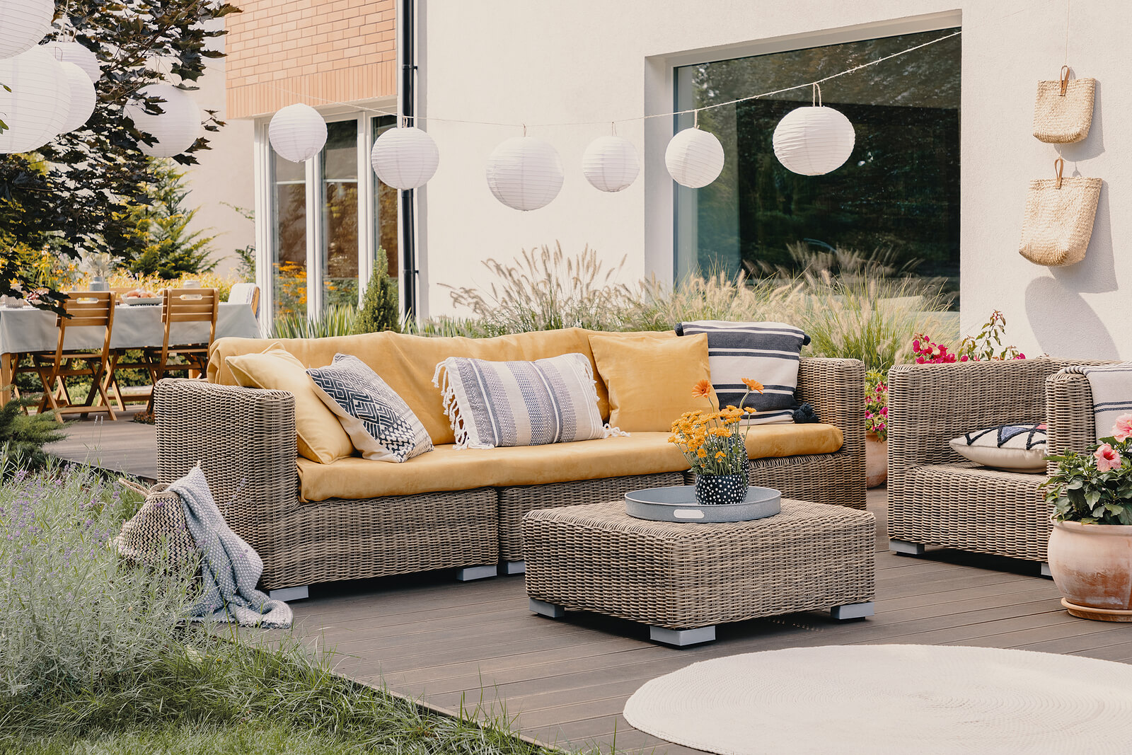 Rattan table and furniture set for outdoor dining