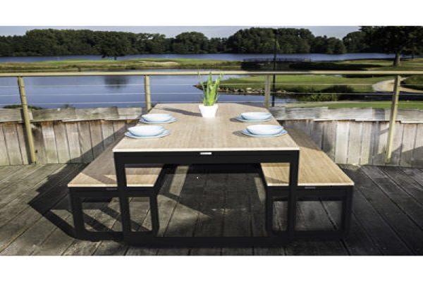 outdoor-dining-1-e1490626508454