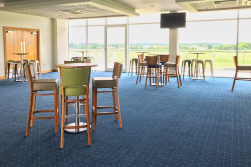 Alpine medio and alpine S bar stools