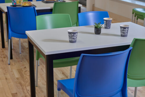 Jive Chair with Seattle Table LRCT