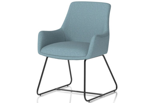 p3568-stefan-armchair-lrct-rivet-quench.jpg